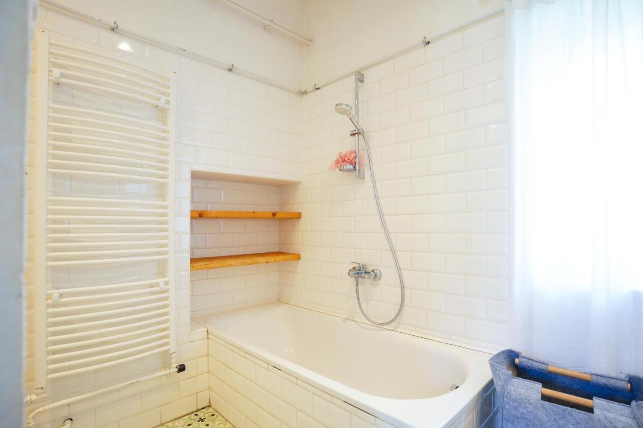 Matyoroza Vendeghaz Apartment Tard ภายนอก รูปภาพ